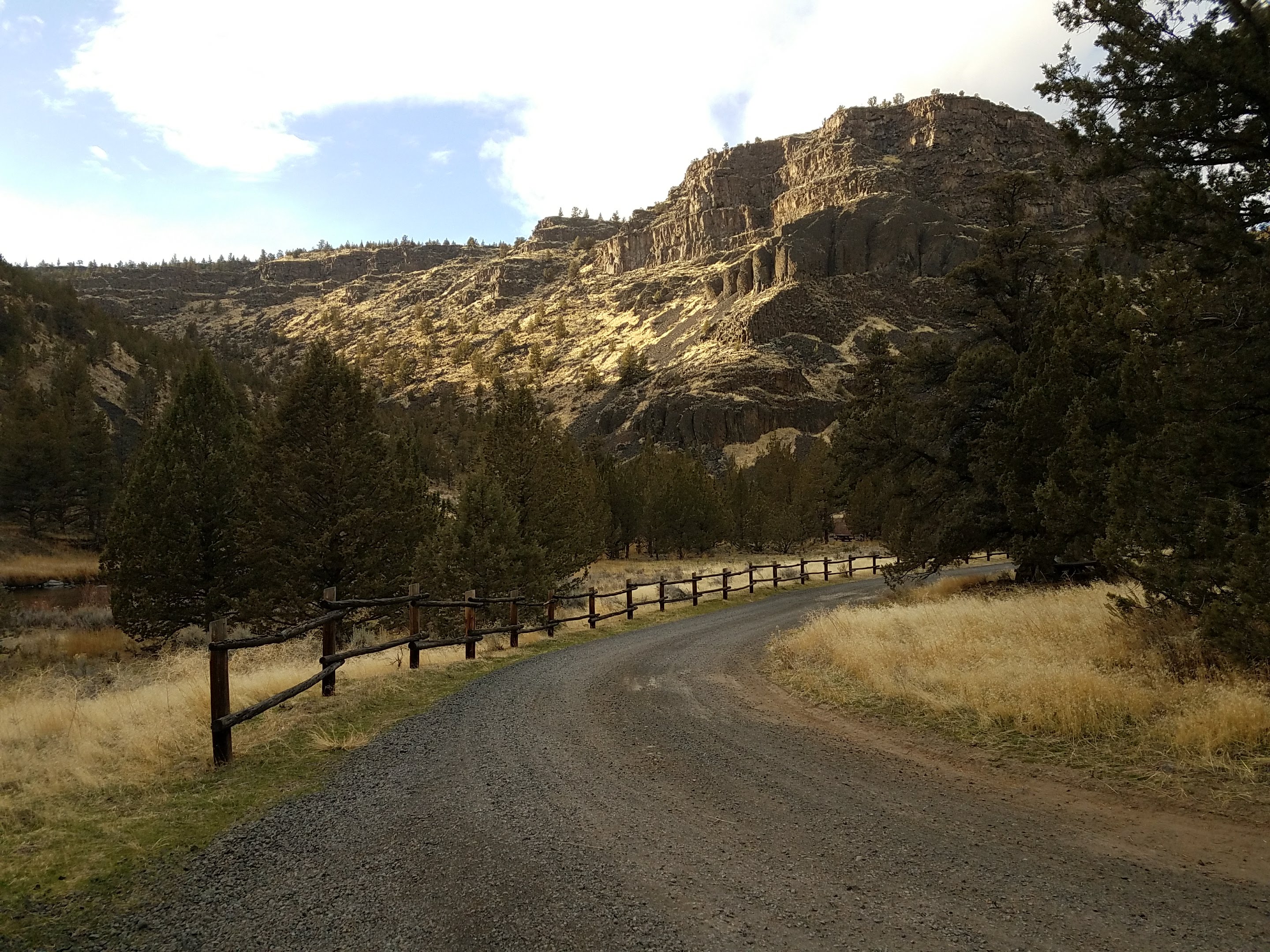 Lone Pine Campground - Oregon | Bureau of Land Management