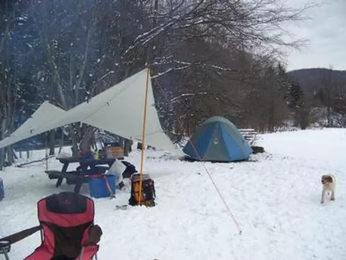 Winter camping fun at Willow Bay