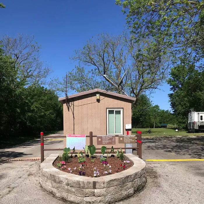 Blue Creek Gate Shack