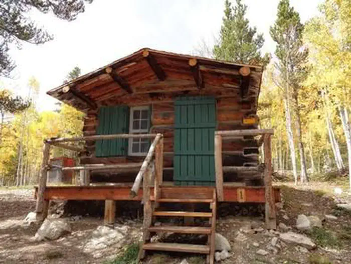 CRESCENT MINING CAMP