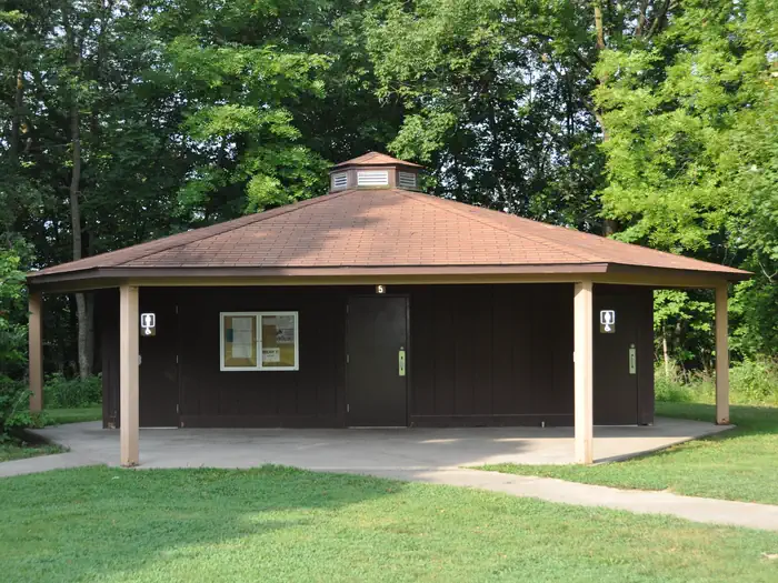 East Overlook Day Use Area campground in Iowa City, IA photo 5