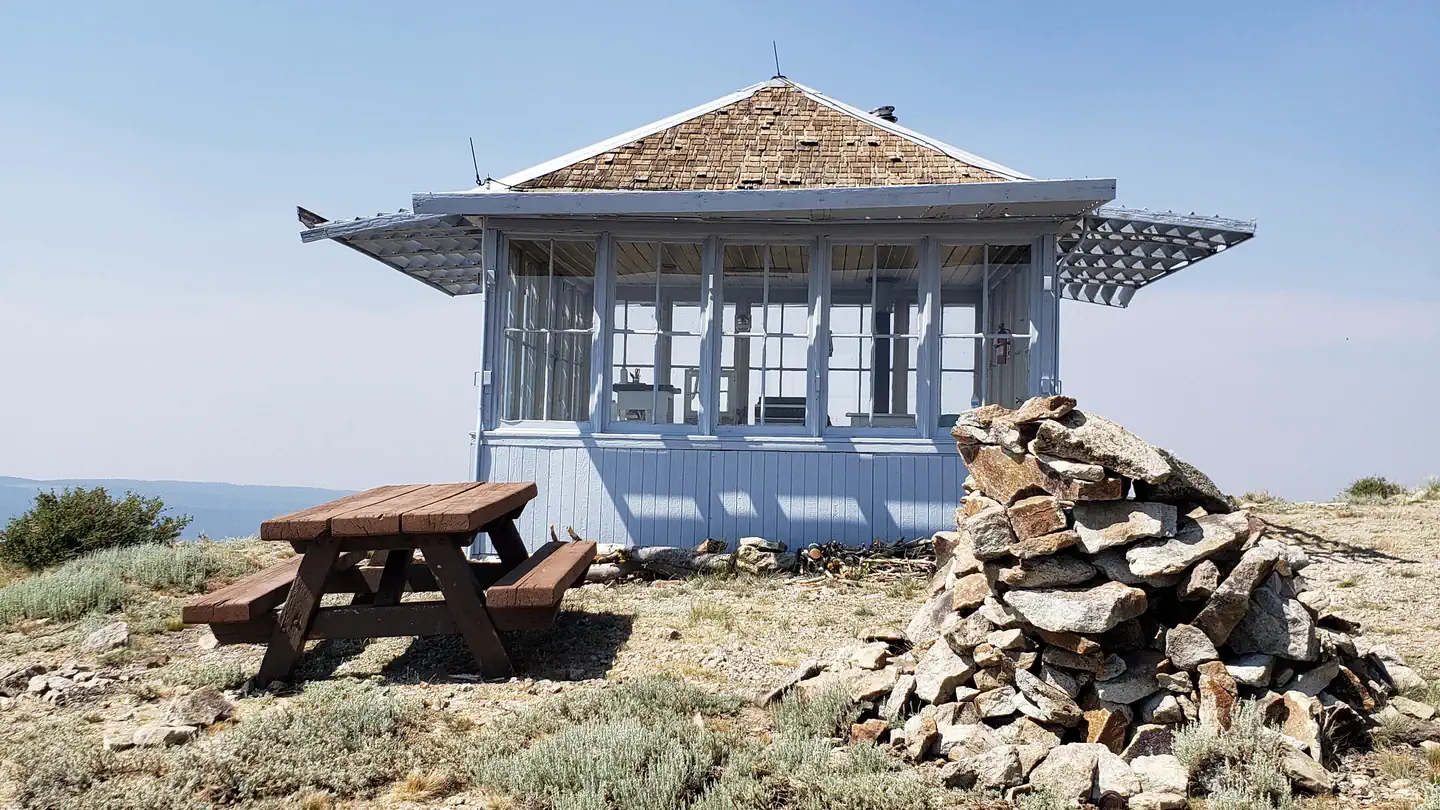 Drake Peak Lookout Exterior