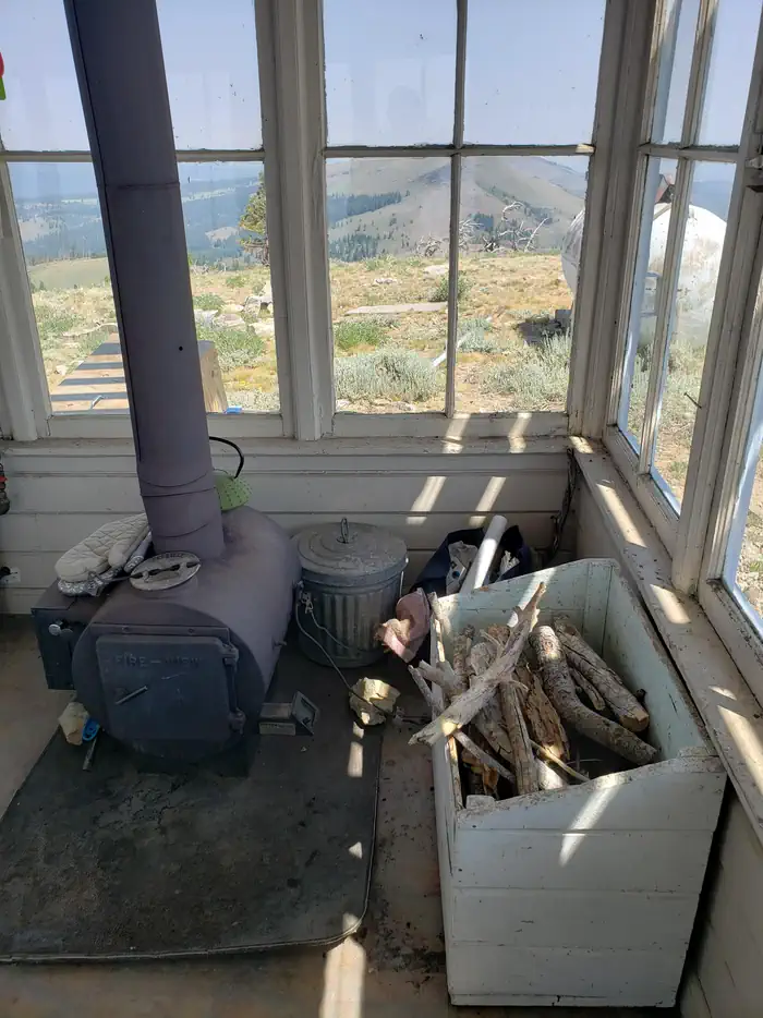 Drake Peak Lookout Interior 1