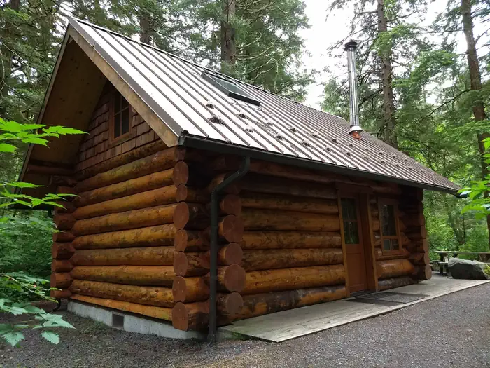 STARRIGAVAN CREEK CABIN5