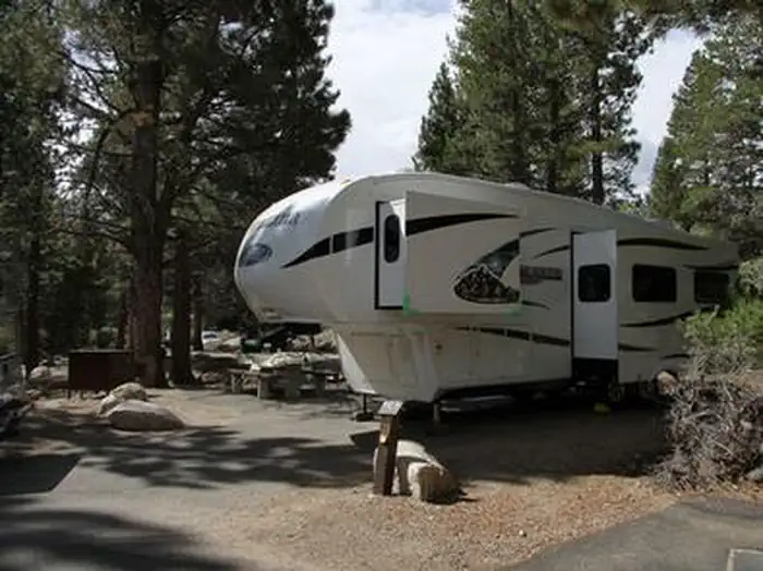 ROBINSON CREEK NORTH campground photo
