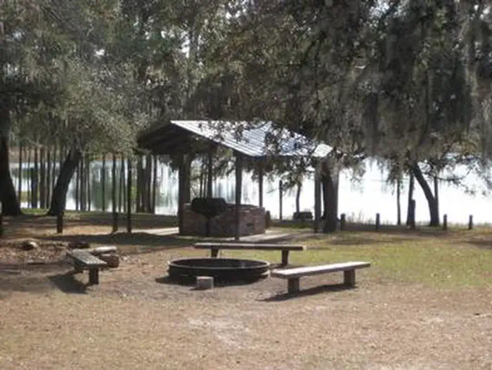 DOE LAKE GROUP SITE campground photo