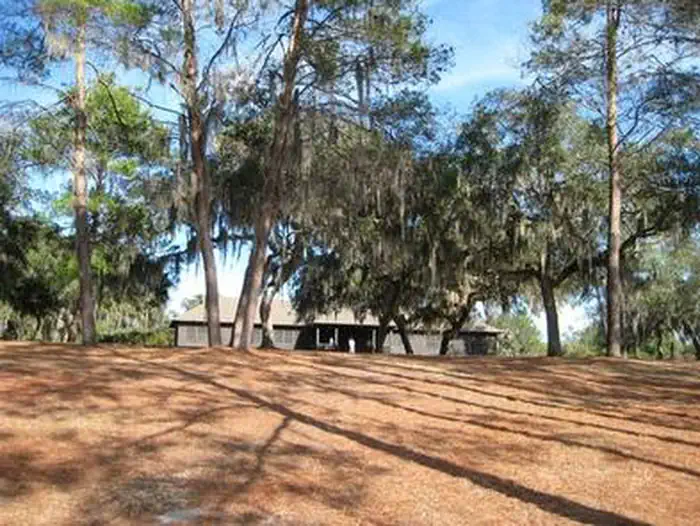 DOE LAKE GROUP SITE campground photo