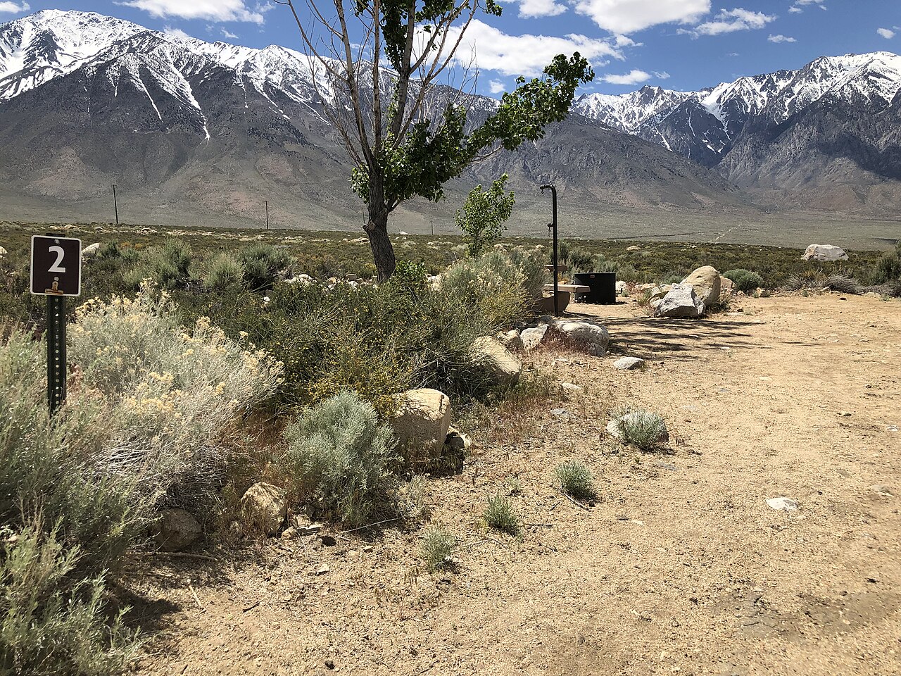 Horton Creek Campground is located on an alluvial fan, next to Horton Creek with an outstanding view of Mt. Tom and Wheeler Crest in the Sierra Nevada Range. Nearby, visitors will see the the Tungsten Hills. Wintering deer herds often graze near the campg